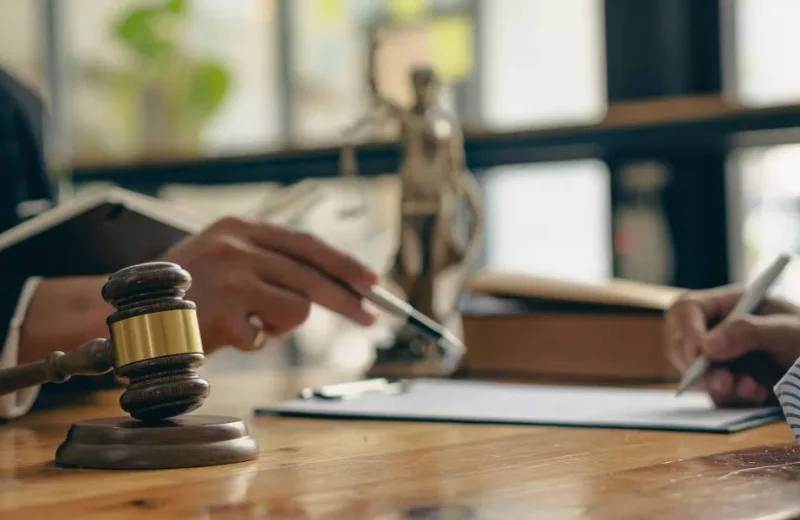 hire criminal lawyer